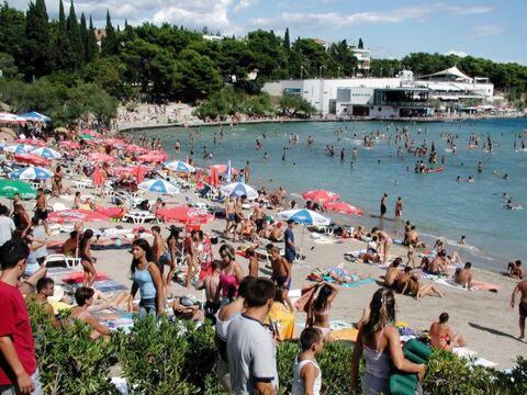 Studio At Bacvice Beach Сплит Екстериор снимка